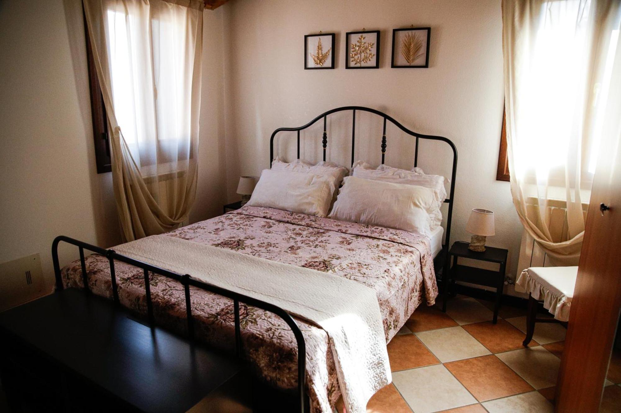 Floreal House - Classic Style