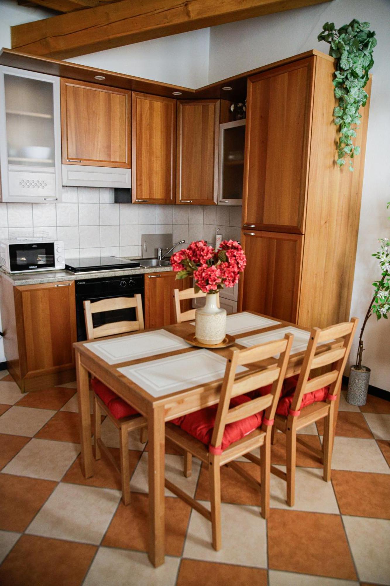 Floreal House - Classic Style