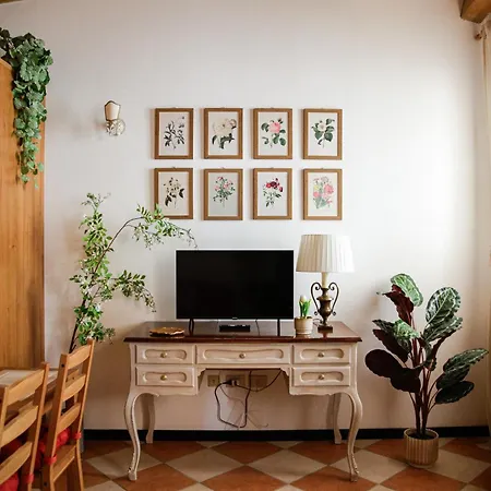 Floreal House - Classic Style Apartment Rovigo Exterior foto