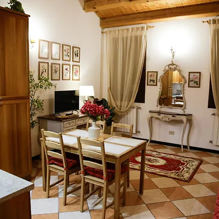 Floreal House - Classic Style Apartment Rovigo Exterior foto
