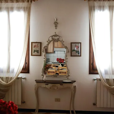Floreal House - Classic Style Apartment Rovigo Exterior foto
